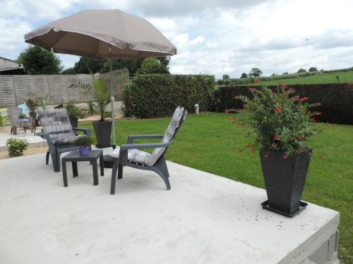 Сад, Chambres d'Hotes La Maison Neuve in Avranches