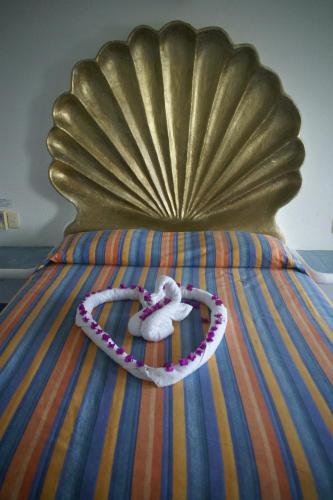 Hotel Bahia Huatulco Room Type - Standard Queen Room