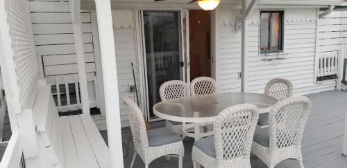 Beach House detail