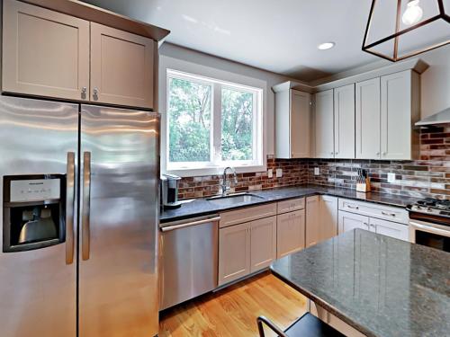 505 Wedgewood Avenue Townhouse #H Townhouse - image 3