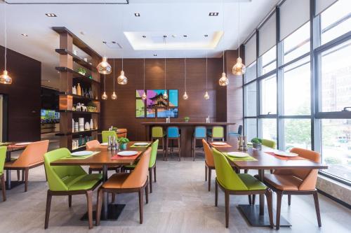 Restaurant, Hampton by Hilton Zhengzhou High-Tech Zone in Zhengzhou