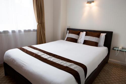 Westpoint Hotel - image 10