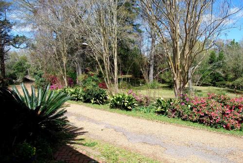 Glenfield Plantation Historic Antebellum Bed and Breakfast - 편의 시설/서비스