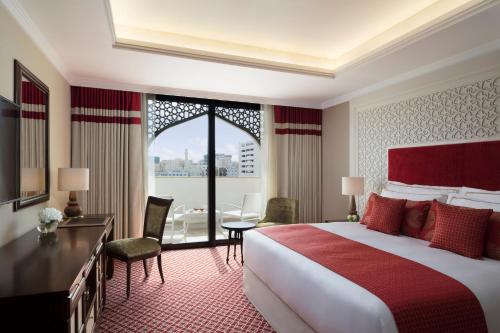 Executive Suite image 2