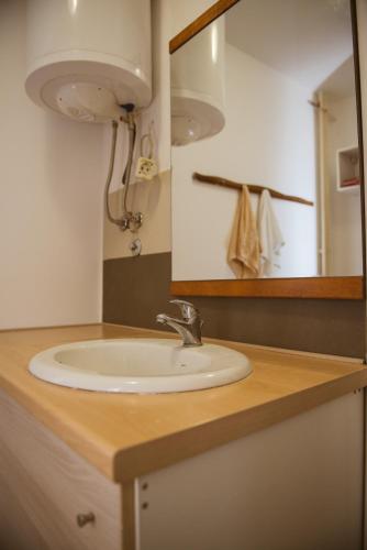 Stan u samom centru Obrenovca, na Trgu Stan u samom centru Obrenovca, na Trgu