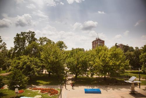 Stan u samom centru Obrenovca, na Trgu Stan u samom centru Obrenovca, na Trgu