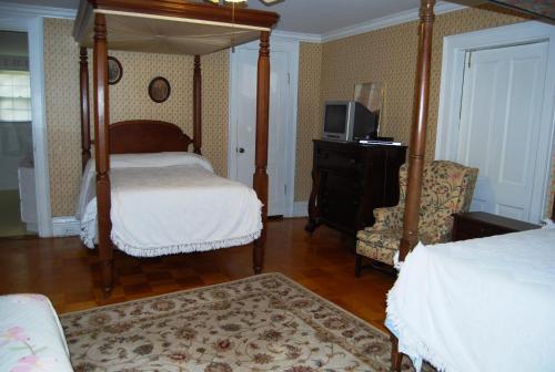 Glenfield Plantation Historic Antebellum Bed and Breakfast