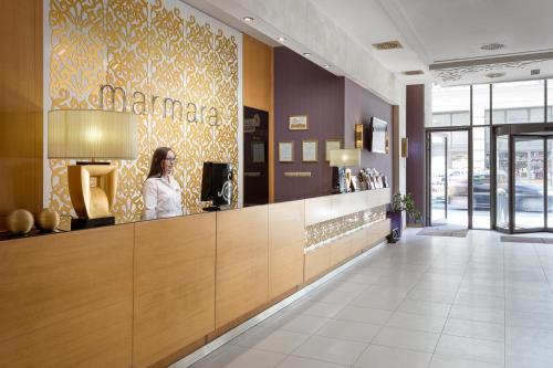 Marmara Hotel Budapest - image 8