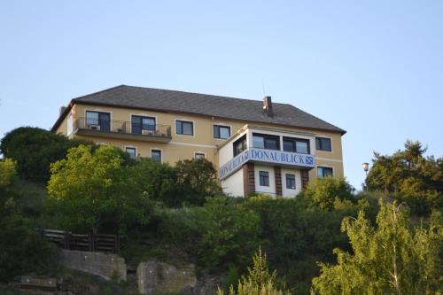 Gasthaus Donaublick - Accommodation - Leiben