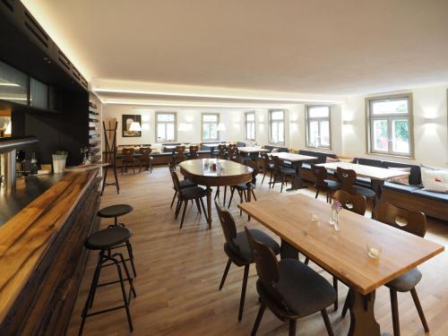 Restorāns, Gasthaus Schwanen in Nehren (Tubingen)