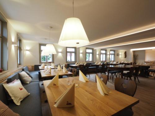 Restorāns, Gasthaus Schwanen in Nehren (Tubingen)