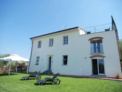  Casa Brunero, Pension in Massarosa