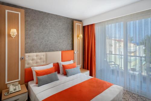 Golden Orange Hotel - image 13