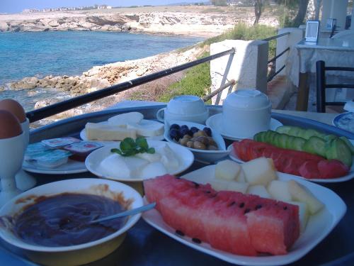 Храна и напитки, Theresa Hotel at Karpaz Peninsula in Yeni Erenköy