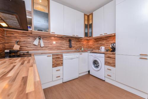 Eleganto - Central 2BD Stylish Apartment by Flat Mаnager, Sofia (zdjęcie 2)