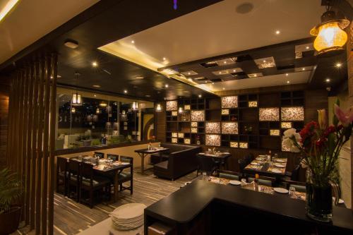 Restaurant, HOTEL HEIGA vns in Malki