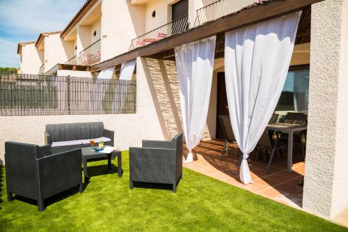 สวน, Empordà Residencial (Emporda Residencial) in ลาตอเร เบยา