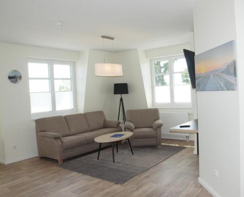 Two-Bedroom Apartment image 5