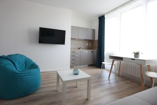 Apartment with Balcony image 5