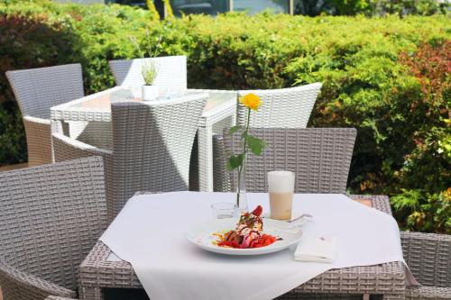 Business Hotel Vega Wrocław - image 12