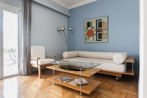 Athens Vintage Apartment - Ilisia, Atény