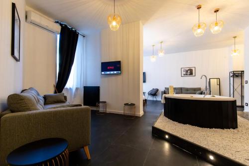 Munì Boutique Flat by Babylon Stay 3