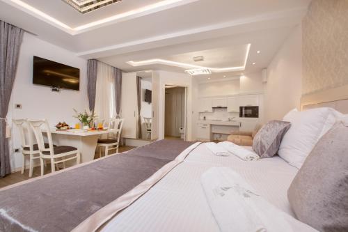 Splendido MB Apartments - image 11