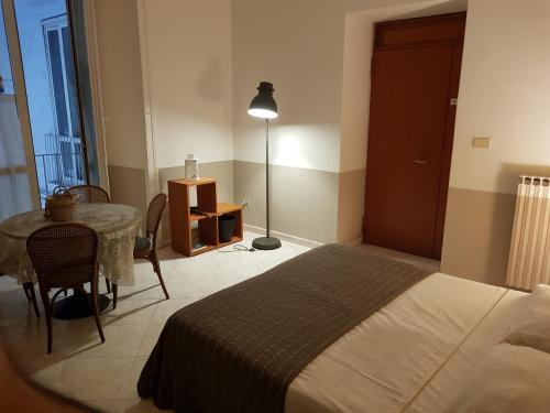 Double or Twin Room with Shared Bathroom room in Dreaming of Naples