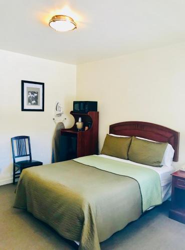 1 twin bed