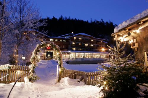 Parkhotel Tristachersee - image 9