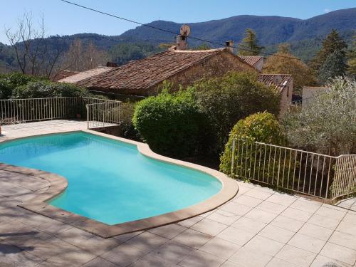 Charming villa in Meounes-les-Montrieux with private pool - Location saisonnière - Méounes-lès-Montrieux