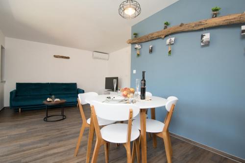  The Morning Star house in Matulji