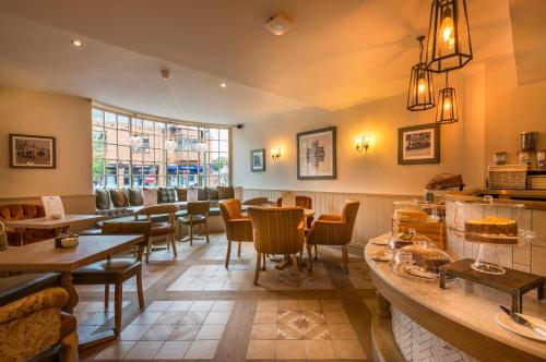 The Three Swans Hotel Hungerford Berkshire - image 12