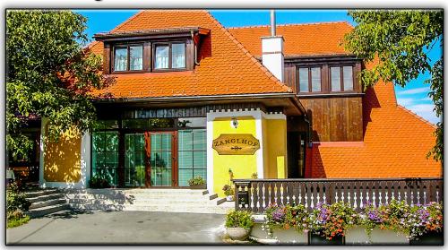  Frühstückspension Zanglhof in Lannach