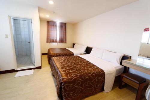 Standard Quadruple Room room in D.Y. Hotel