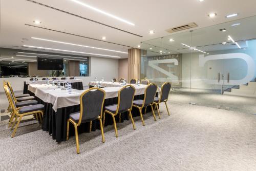 Czar Lisbon Hotel - image 13