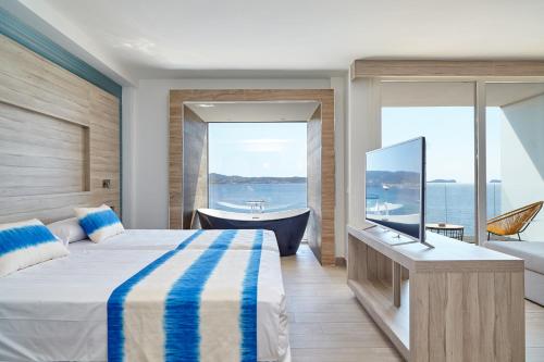 Sol Bahía Ibiza Suites