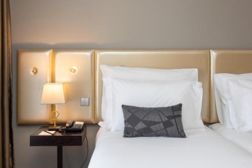 Czar Lisbon Hotel - image 2