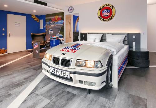 V8 HOTEL Motorworld Region Stuttgart