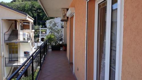 Guesthouse Djacic in Будва