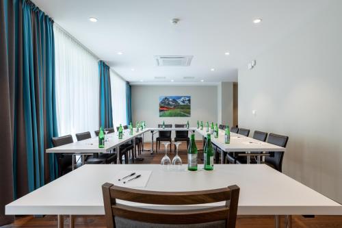 Trip Inn Zurich Hotel - image 7