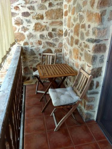 Nimbus Guesthouse - image 9