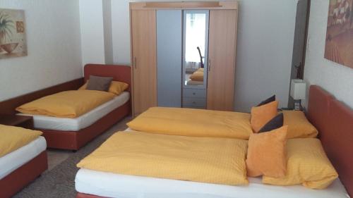 Hotel Am Ufer - image 9