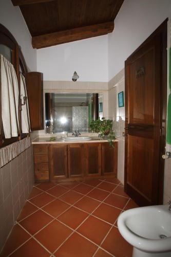Casale Farnesiana B&B - image 3