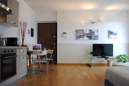 Bnbook - Metropolitan Expo Flat - image 3