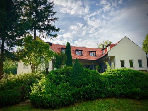  Guest House Atrium Vendégház, Pension in Orfű bei Turbékpuszta