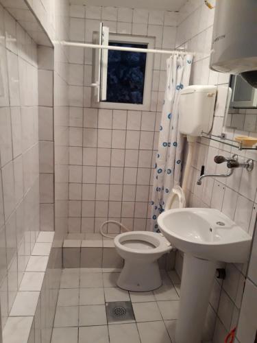 Guest House Sandra - image 13