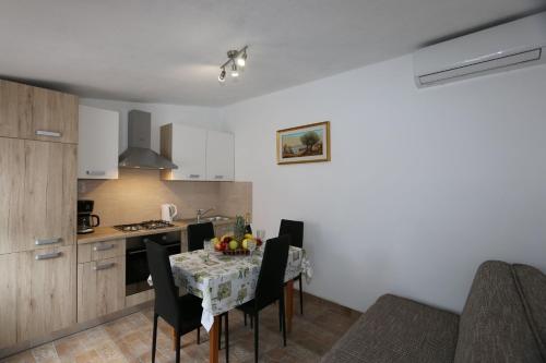 House Car Mirko - image 3