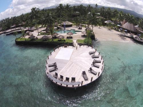 plage, Coconuts Beach Club Resort & Spa in Siumu