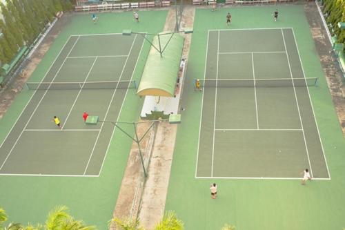 Tennis court, Chau Pho Hotel near Chau Phu Temple